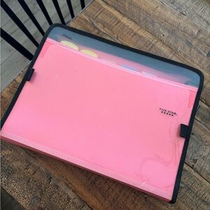 Five Star Pink Organizer